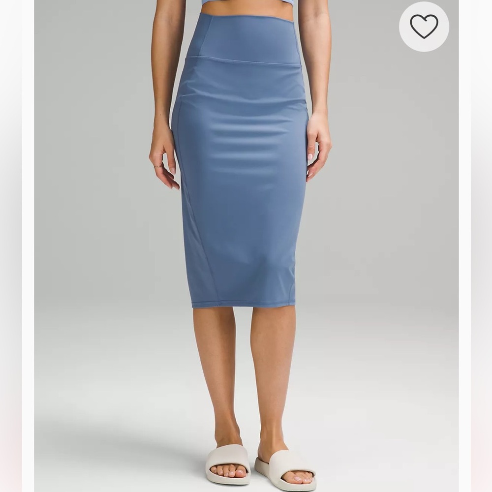 Lululemon NuLu Slim Fit High‎ Rise Skirt - New